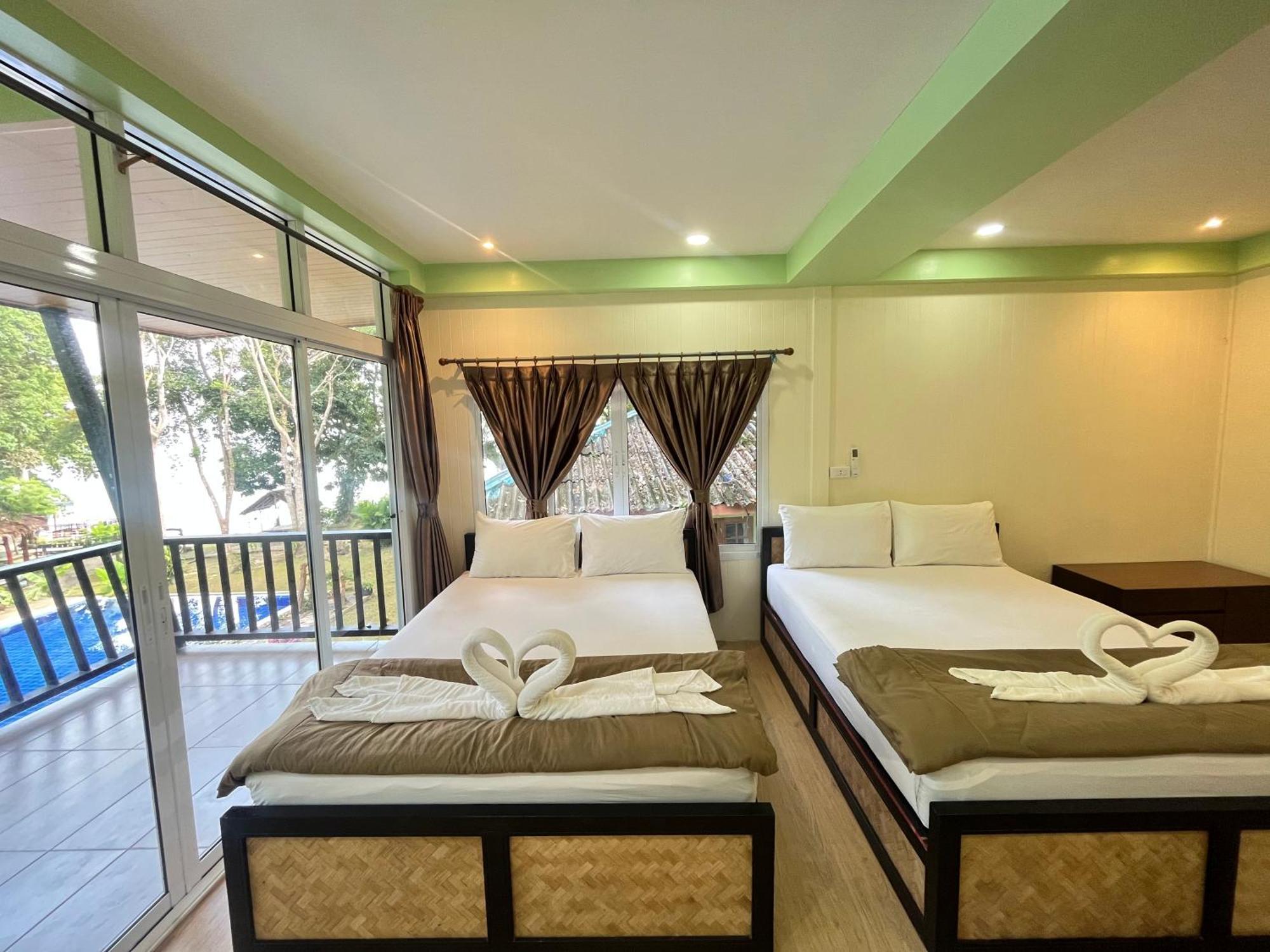 Koh Mook Garden Beach Resort Exterior photo